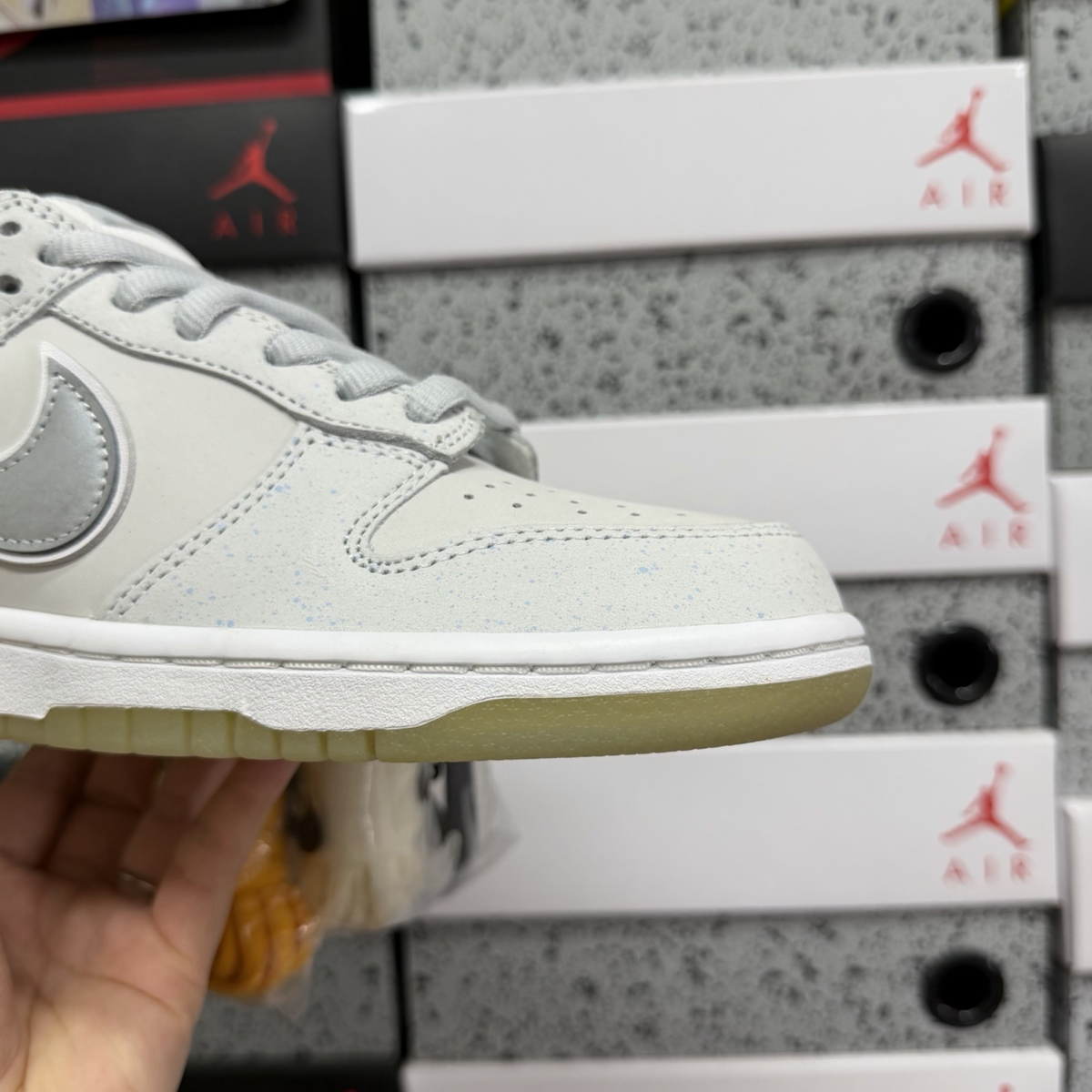 Concepts  X Nike SB Dunk Low - White Lobster