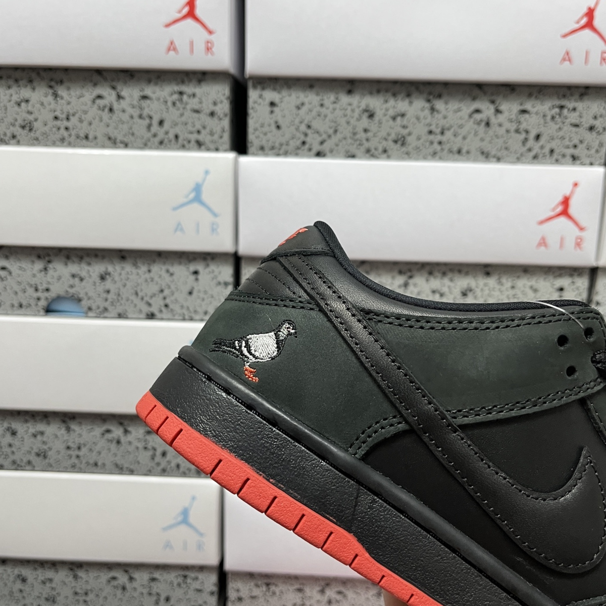Jeff Staple x Nike Dunk Low Pro - Black Pigeon