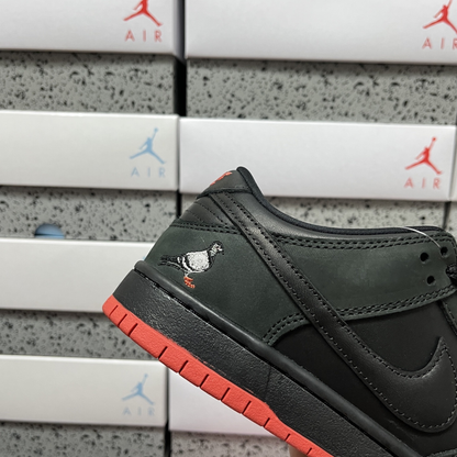 Jeff Staple x Nike Dunk Low Pro - Black Pigeon