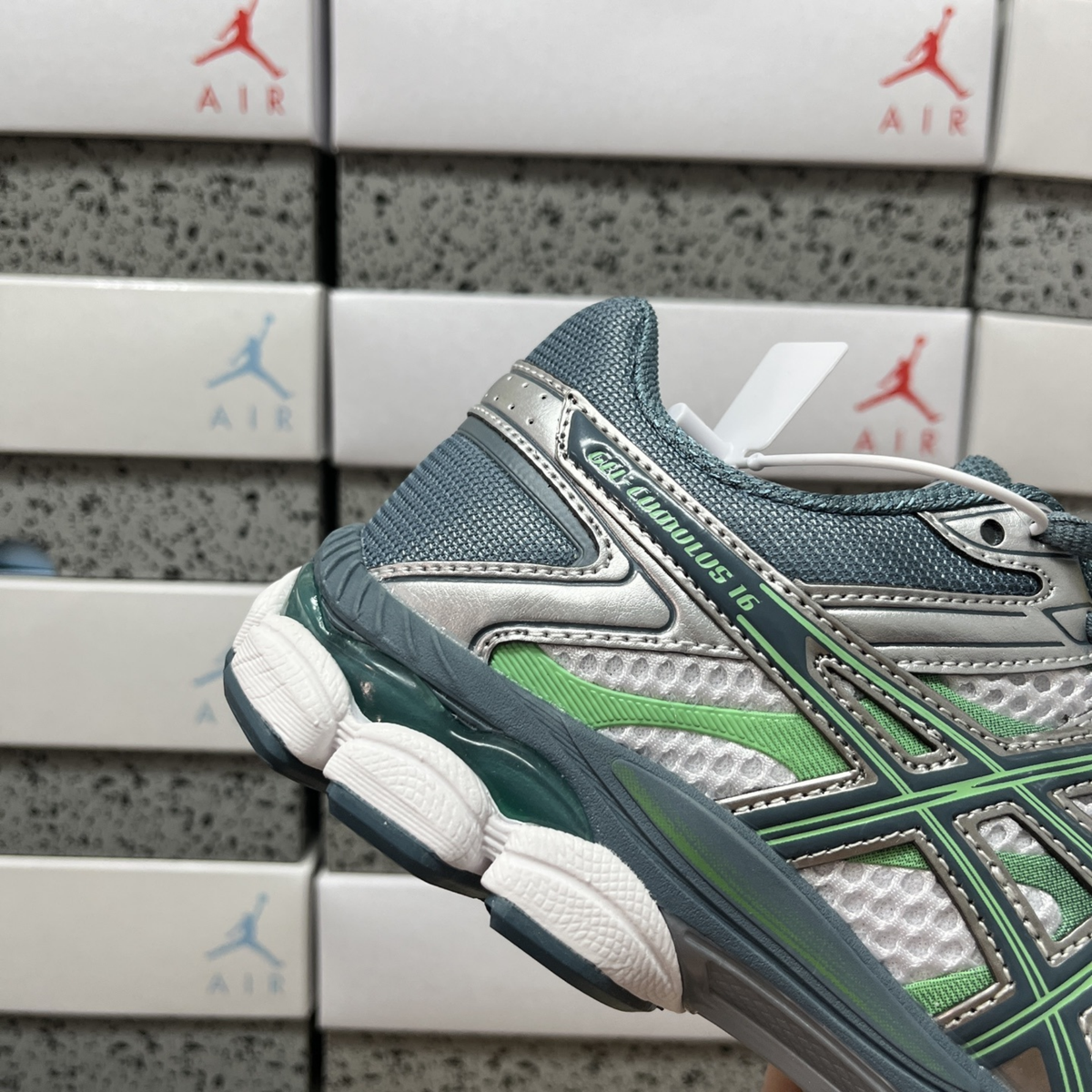 Asics Gel Cumulus 16 - Slate Grey Shamrock Green