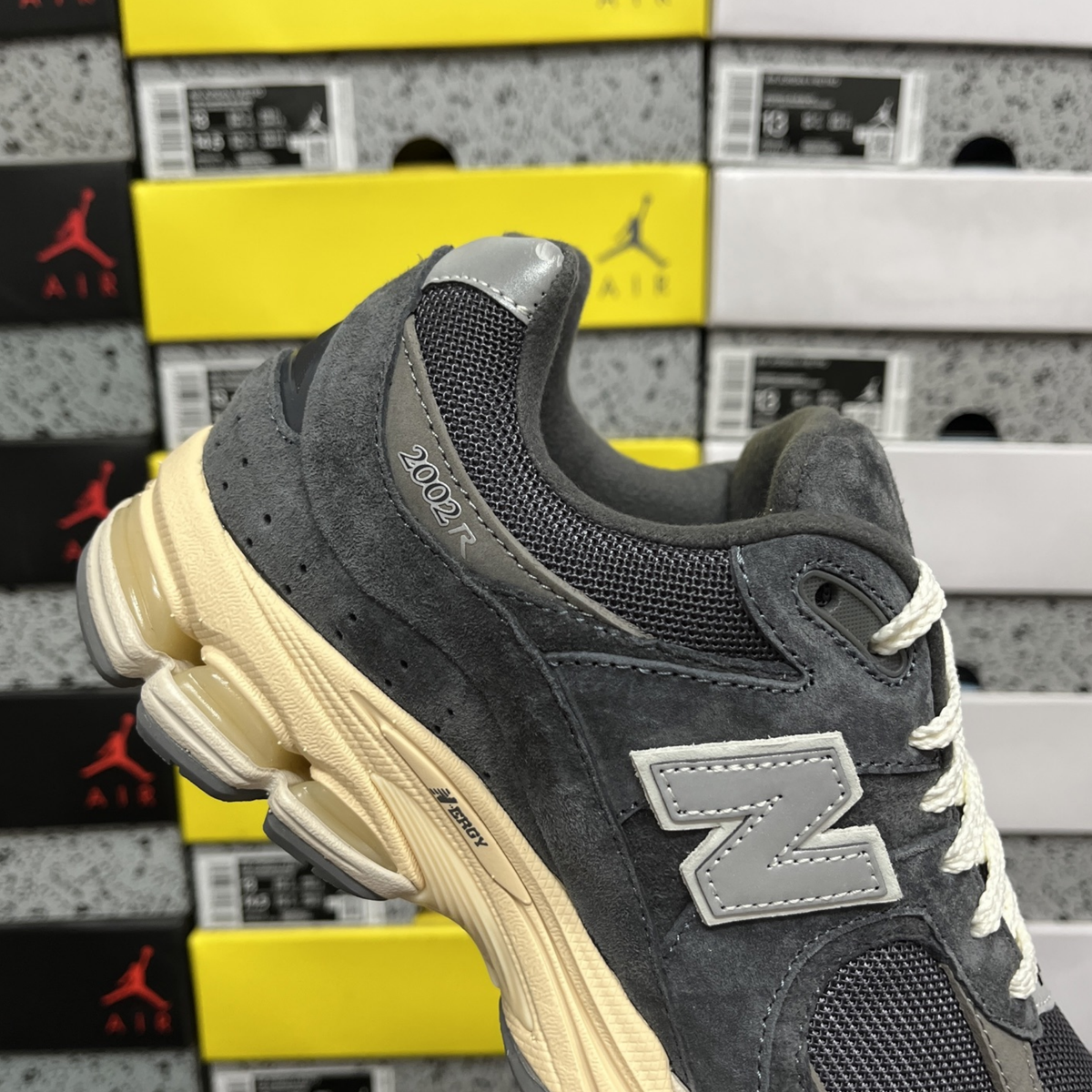 New Balance 2002R - Phantom