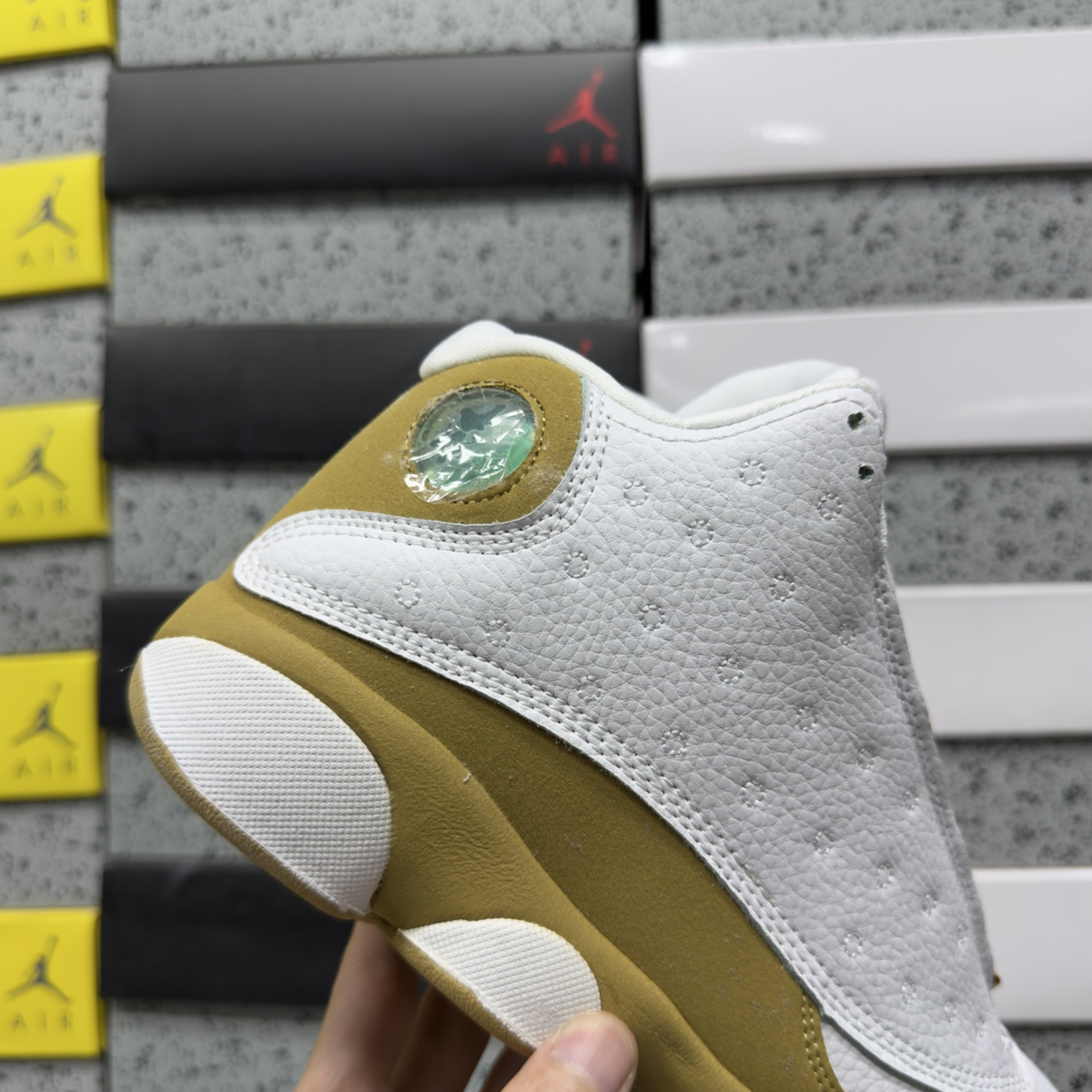 Air Jordan 13 Retro - Wheat