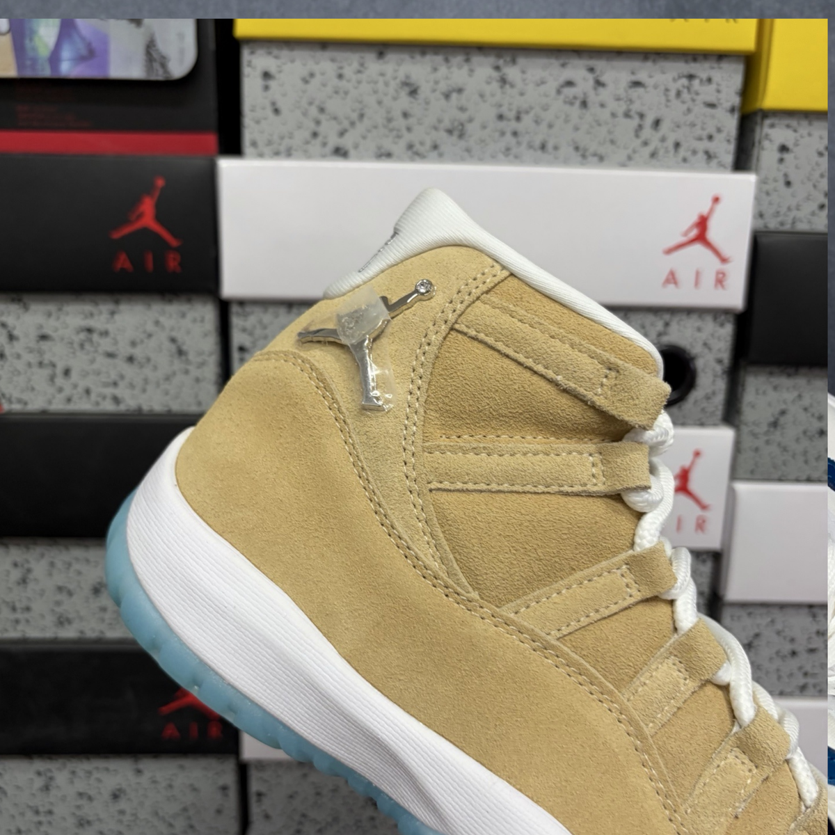 Air Jordan 11 Retro - H-Town
