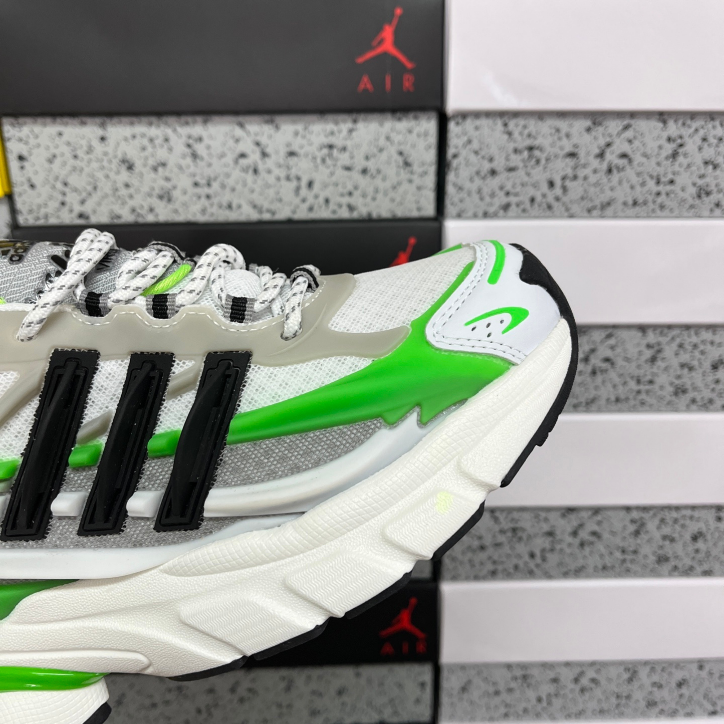 Pharrell Williams x Adidas Adistar Jellyfish  - Real Green