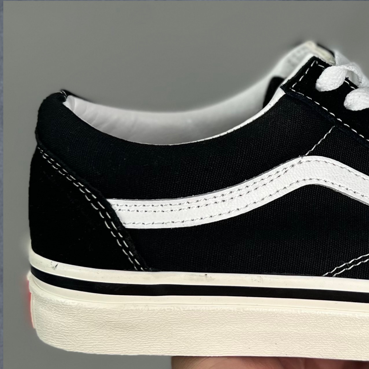 Vans Old Skool - Black/True White
