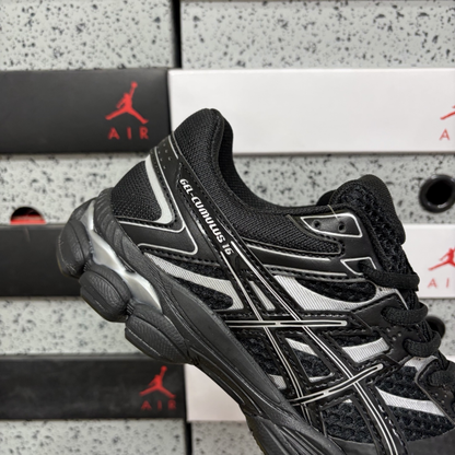 Asics Gel Cumulus 16 - Black Pure Silver