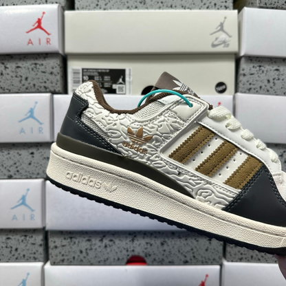 Adidas Forum Low - Core White / Bronze Strata