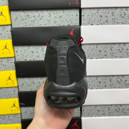 Air Max 95 - Crimson Pulse