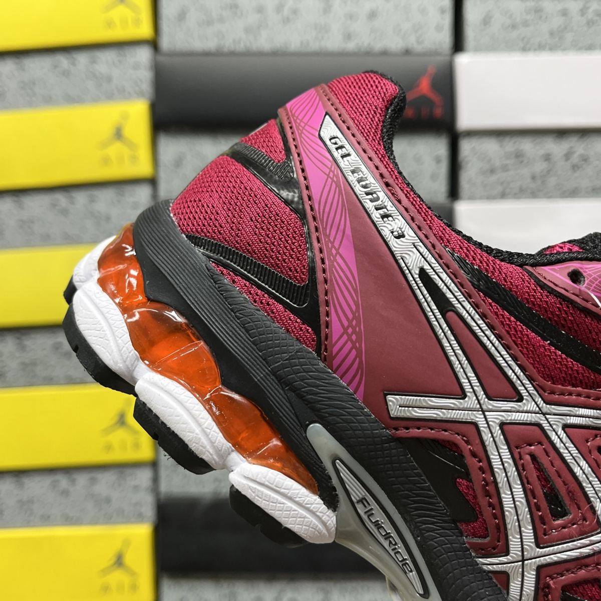 Asics Gel Evate 3 - Cereja / Prata / Preto