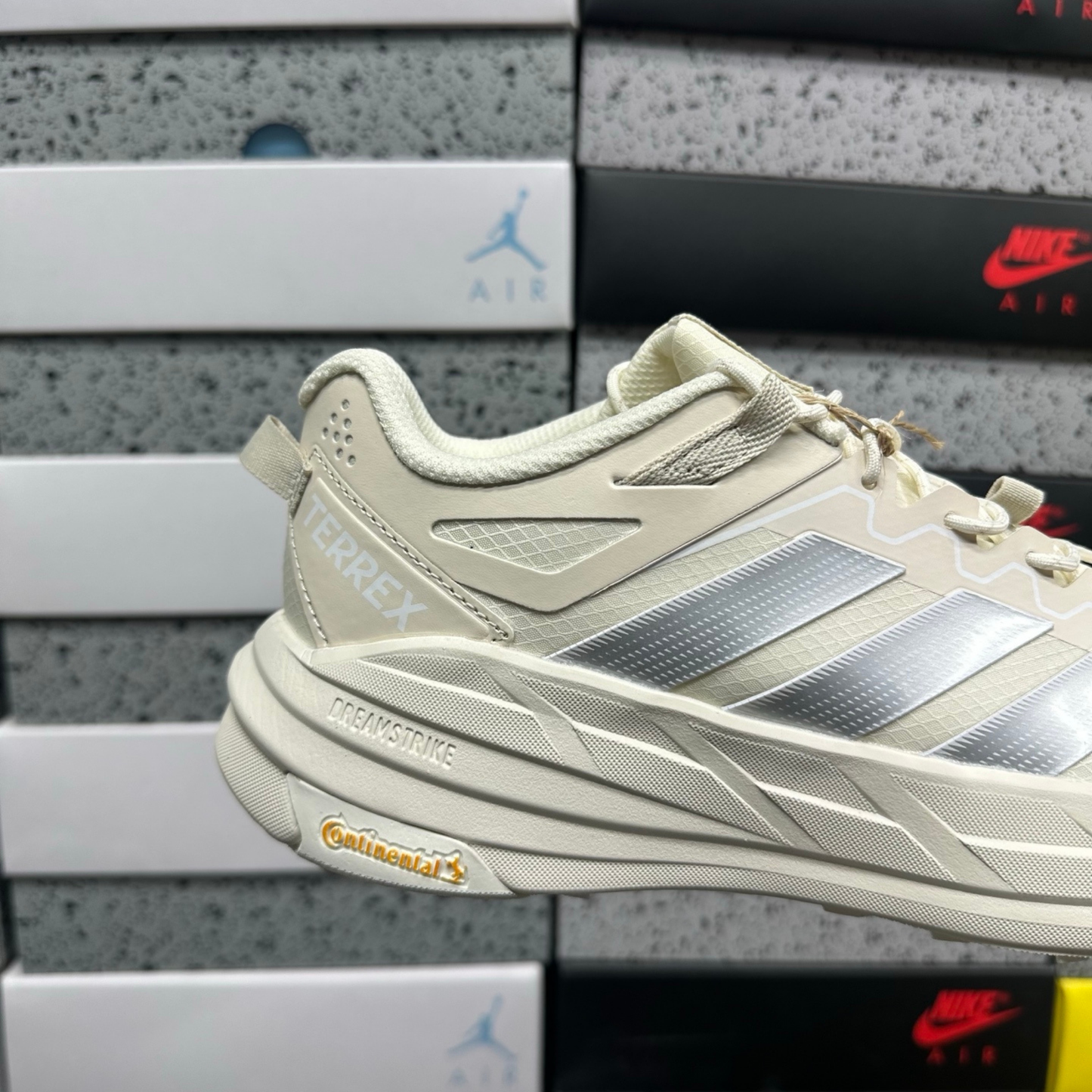 Adidas Terrex  Freehiker LT - Crystal White/Silver Metallic
