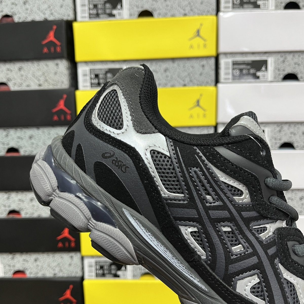 Asics Gel NYC - Graphite Grey Black I