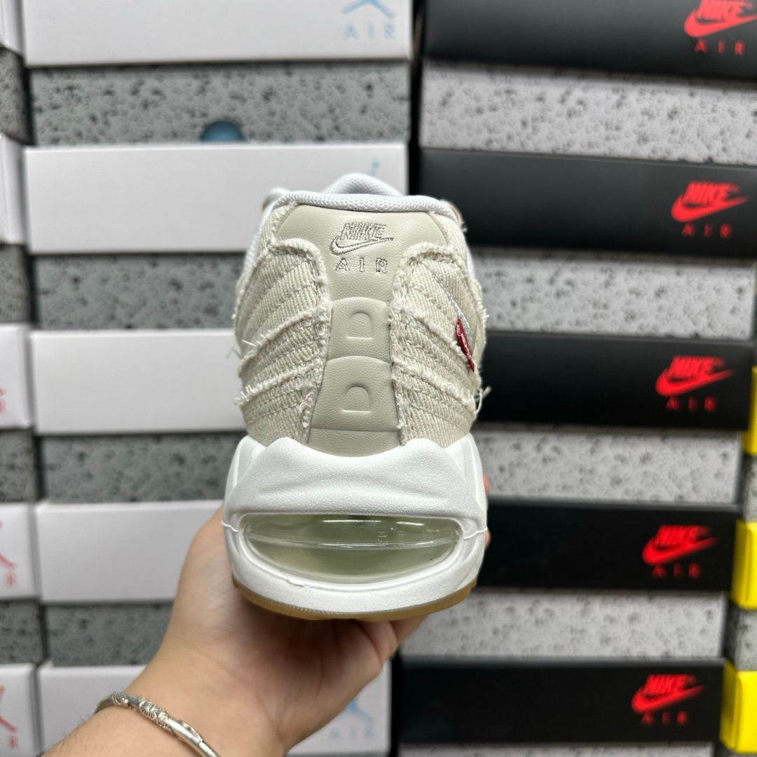 Air Max 95 x Levi's - Light Orewood Brown