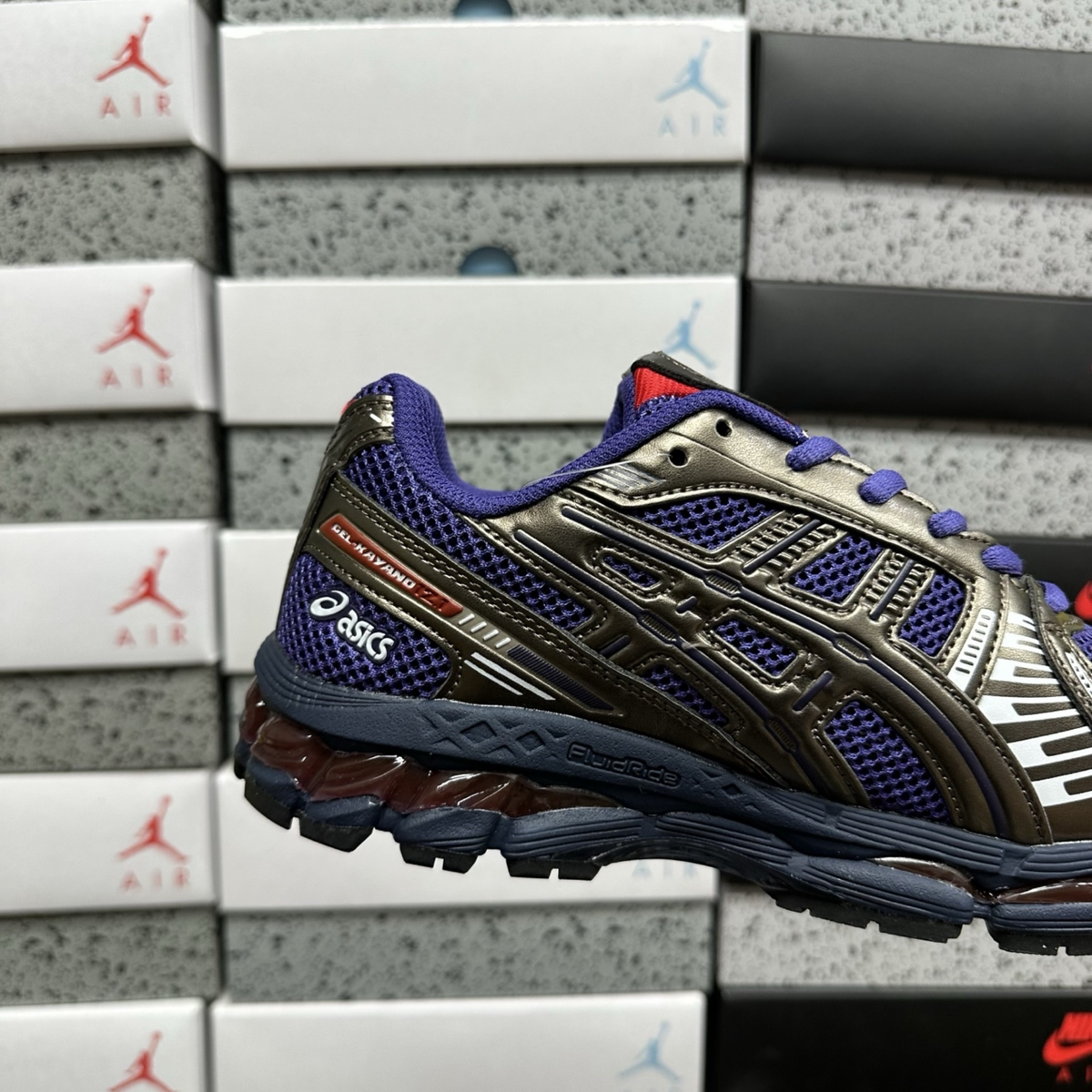 Kith x Marvel x Capcom x Asics Gel Kayano 12.1 - Captain America