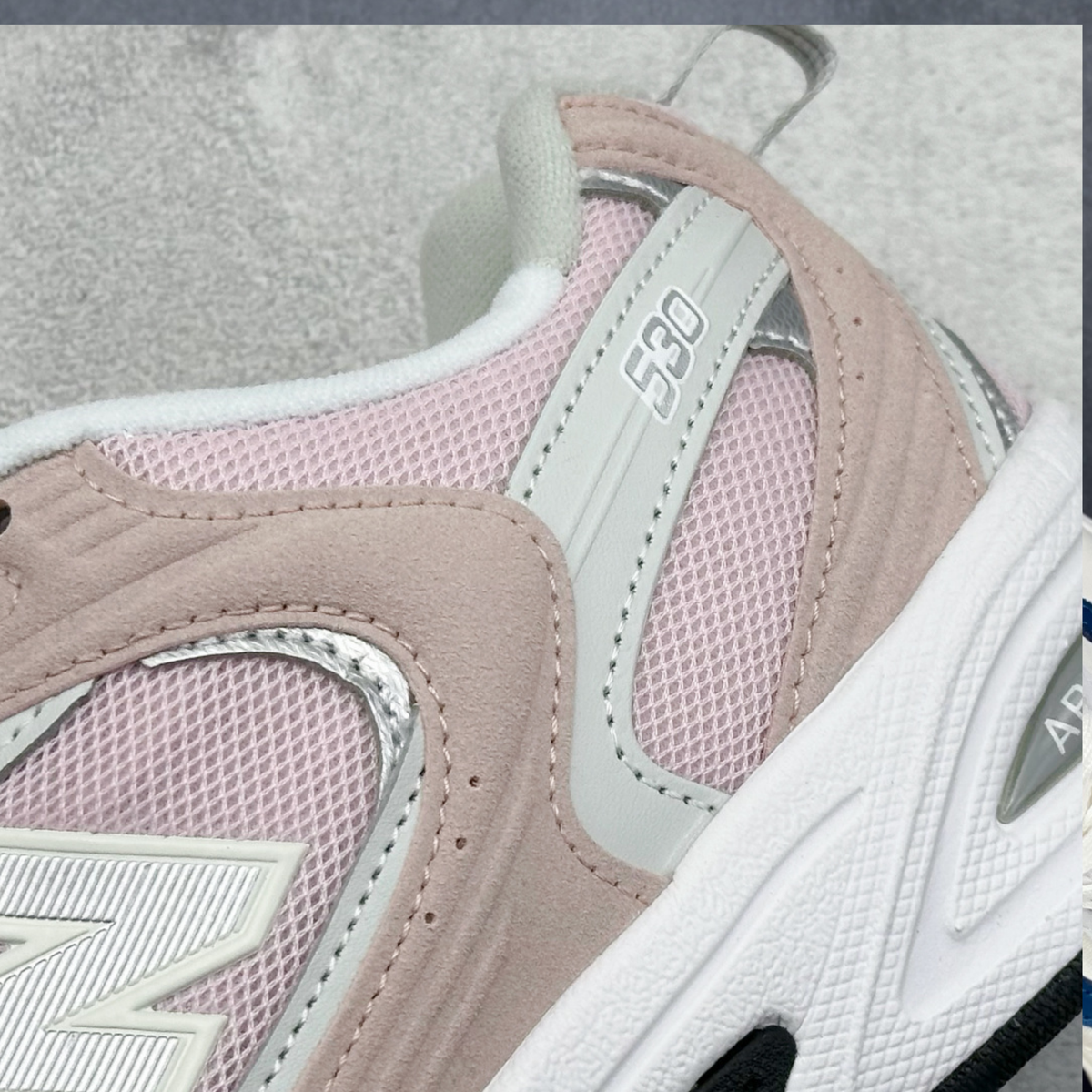 New Balance 530 - Stone Pink