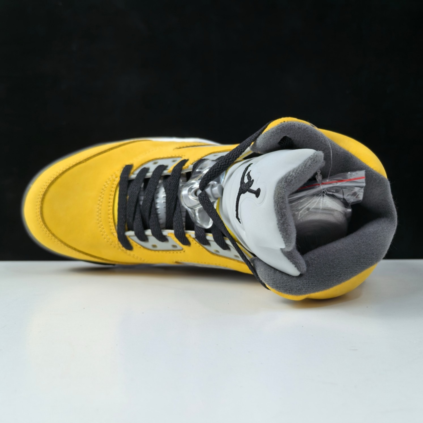 Air Jordan 5 - Michigan