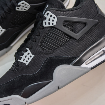 Air Jordan 4 Retro SE - Black Canvas