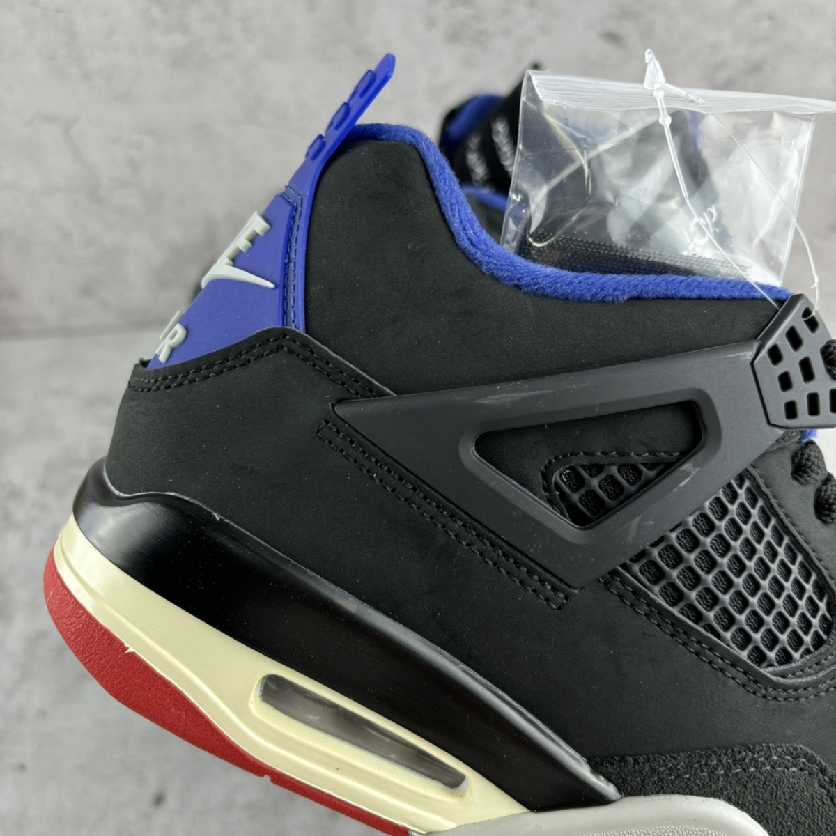 Air Jordan 4 Retro - Rare Air