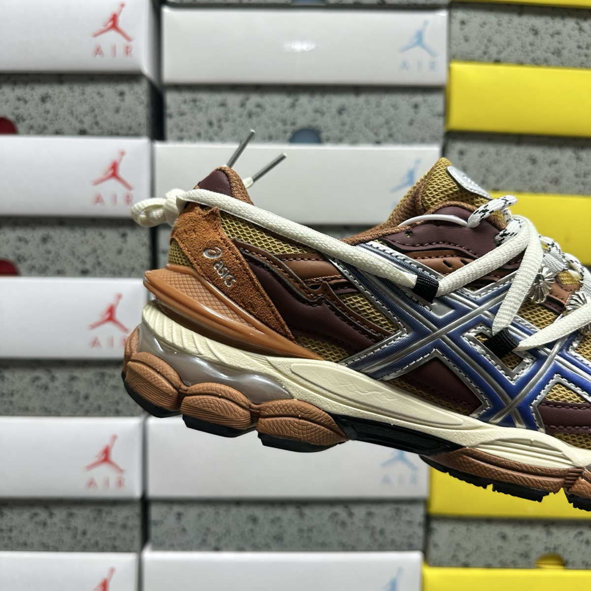 Toga x Asics Gel Cumulus 16 - Brown Blue Pure Silver