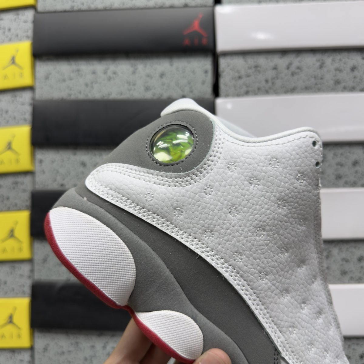 Air Jordan 13 Retro - Wolf Grey