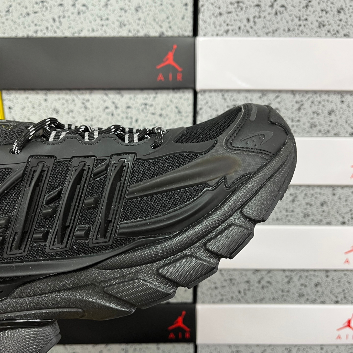 Pharrell Williams x Adidas Adistar Jellyfish  - Triple Black