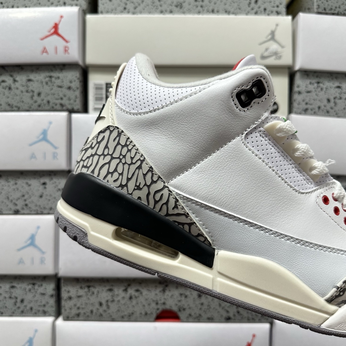 Air Jordan 3 Retro - White Cement Reimagined