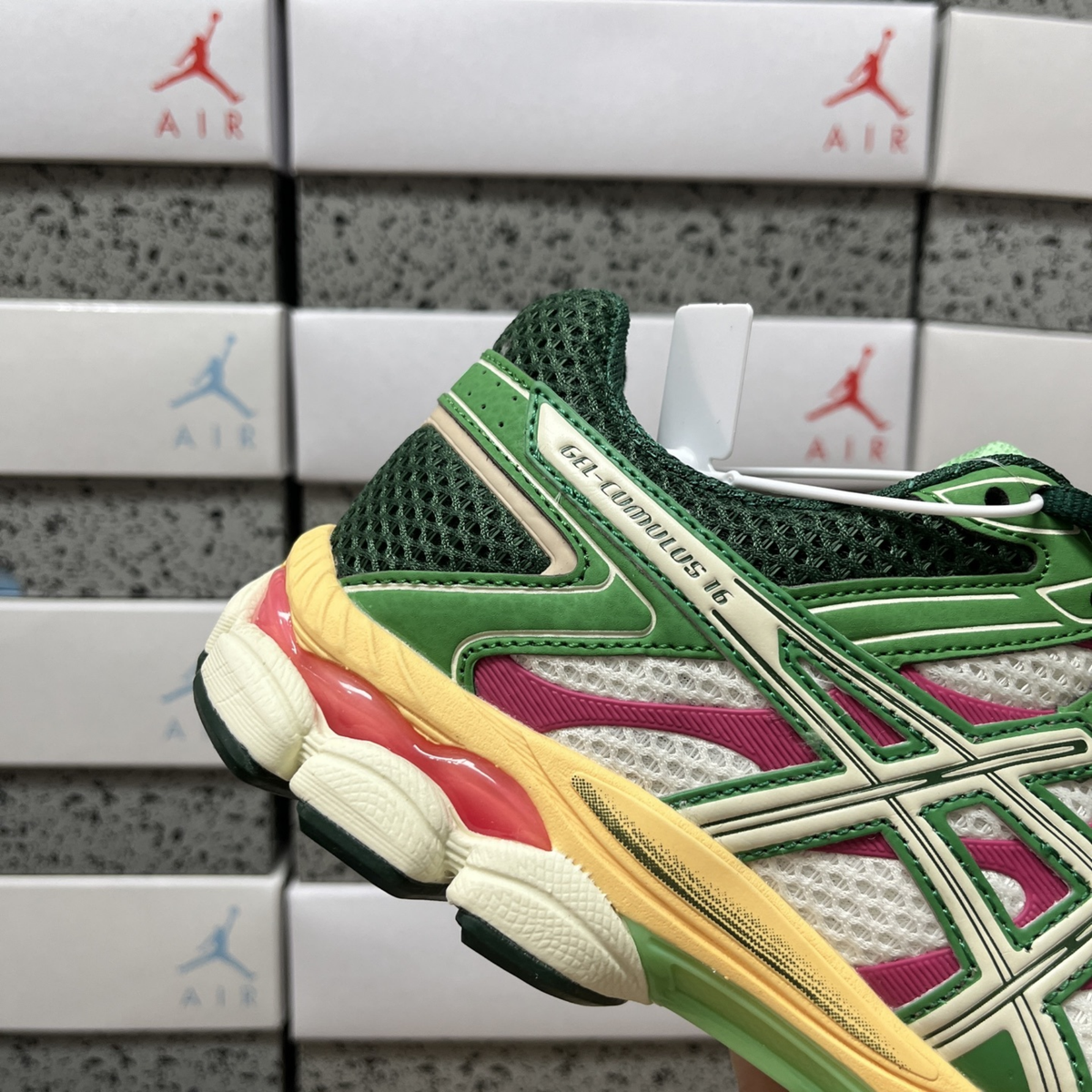 Asics Gel Cumulus 16 - Cream Ivory