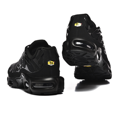Supreme x Nike Air Max Plus - Triple Black