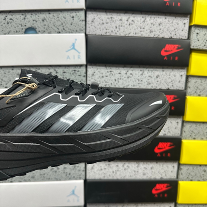 Adidas Terrex  Freehiker LT - Core Black/Carbon