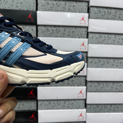 Adidas Response CL - Collegiate Navy Clear Sky