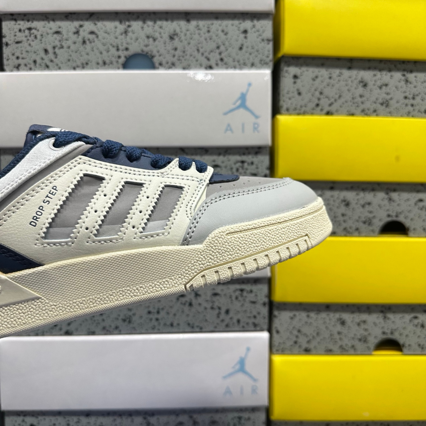 Adidas Drop Step Low - Off White / Halo Blue
