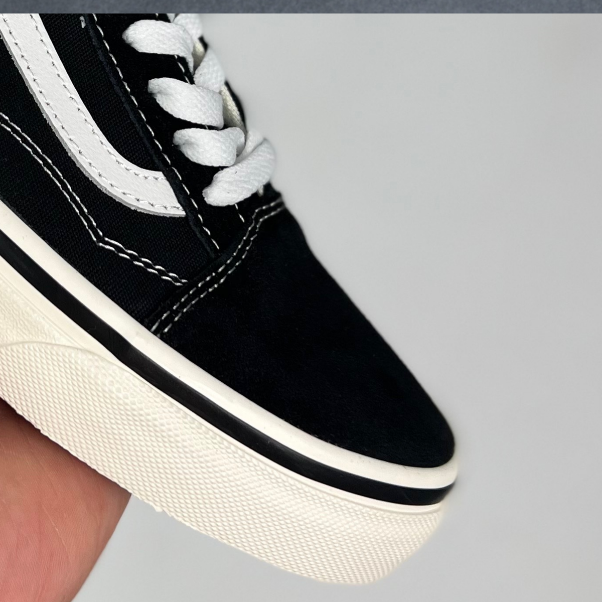 Vans Old Skool - Black/True White