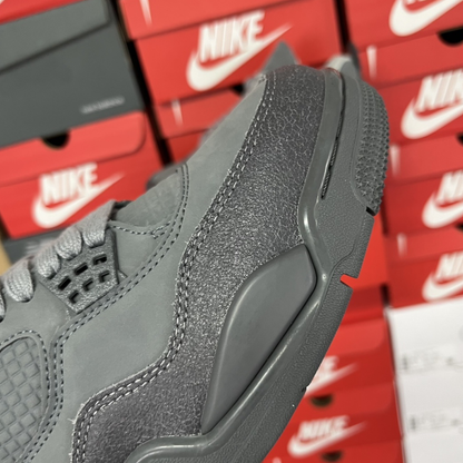 Air Jordan 4 Retro SE - Wet Cement
