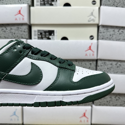 Nike Dunk Low - Michigan State