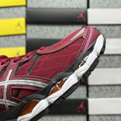 Asics Gel Evate 3 - Cereja / Prata / Preto