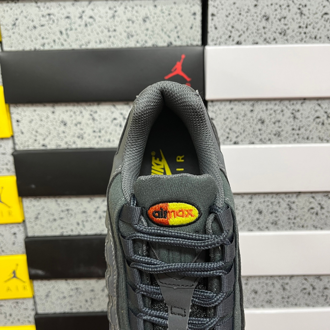 Air Max 95 -  Anthracite Safety Orange