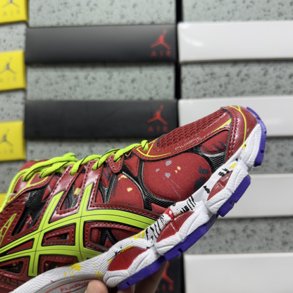 Asics Gel Nimbus 16 NYC - Red / Safety Yellow