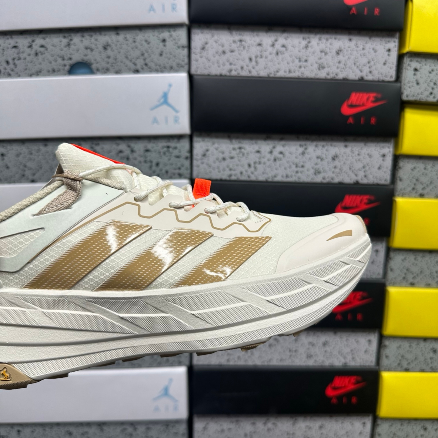Adidas Terrex  Freehiker LT - Cream/Gold/Orange