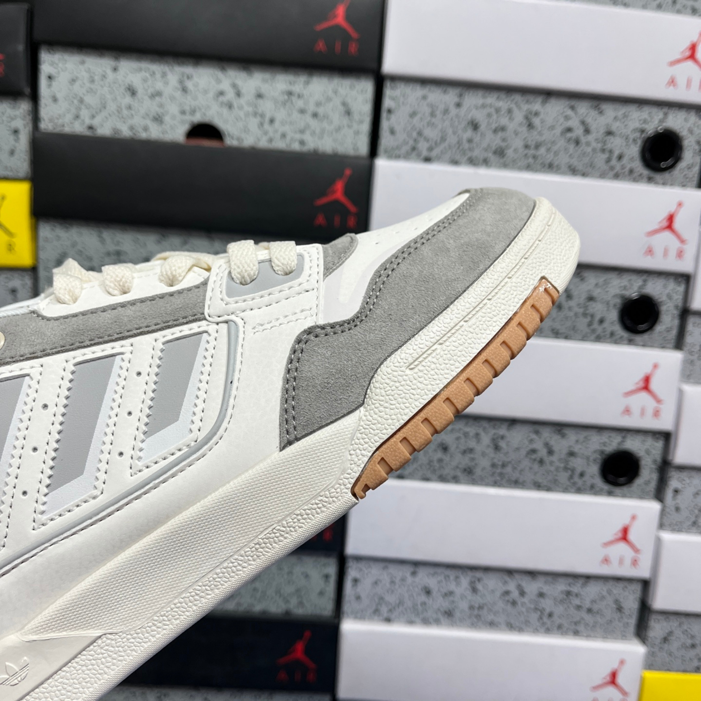 Adidas Drop Step Low 2.0 - Cloud White / Grey Two / Gum