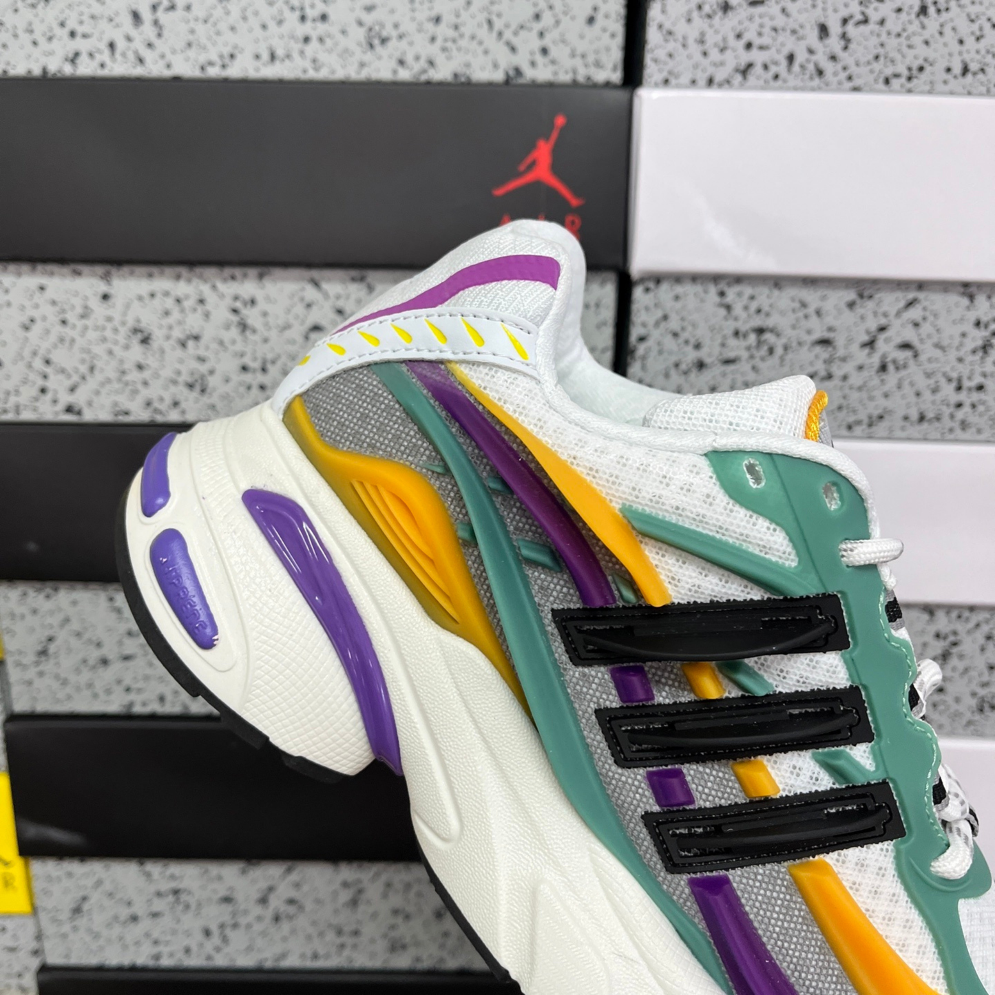 Pharrell Williams x Adidas Adistar Jellyfish  - Multicolor