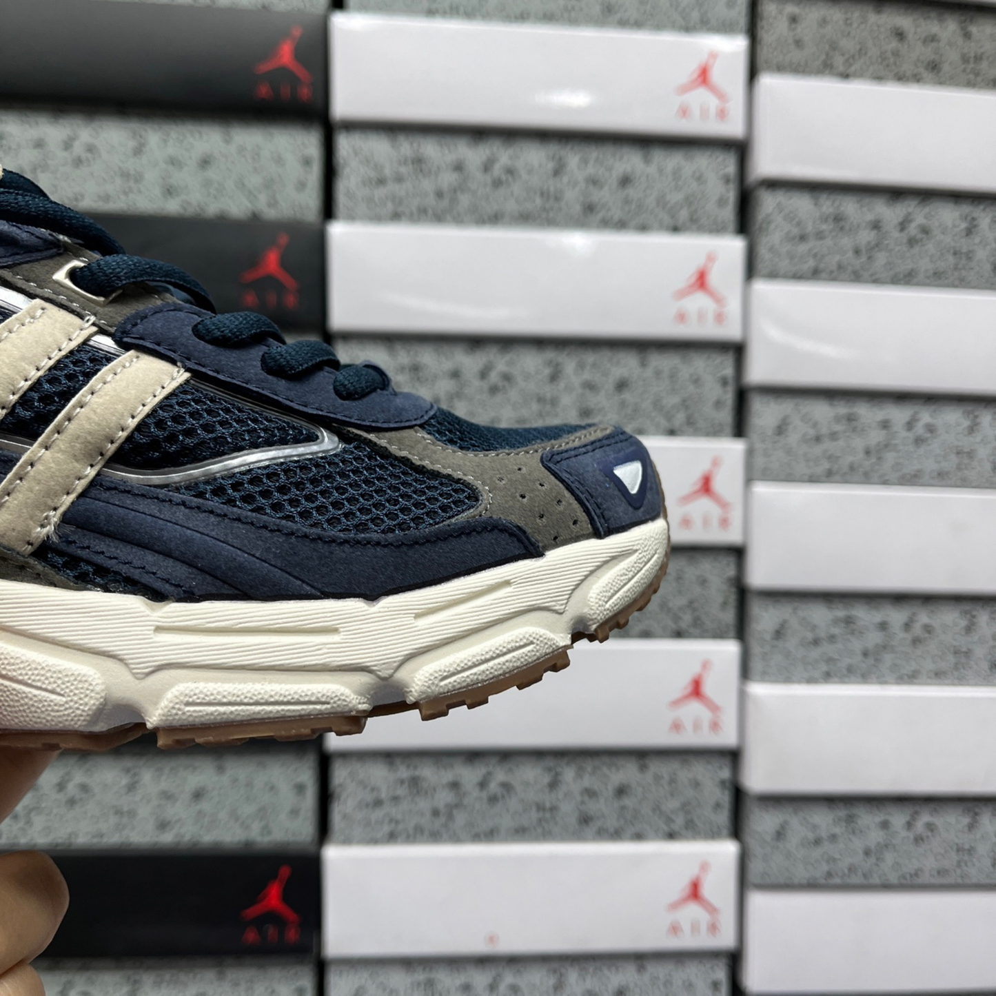 Adidas Response CL - Collegiate Navy Grey One