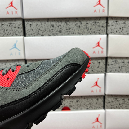 Nike Air Max 90 - Iron Grey Fire Red