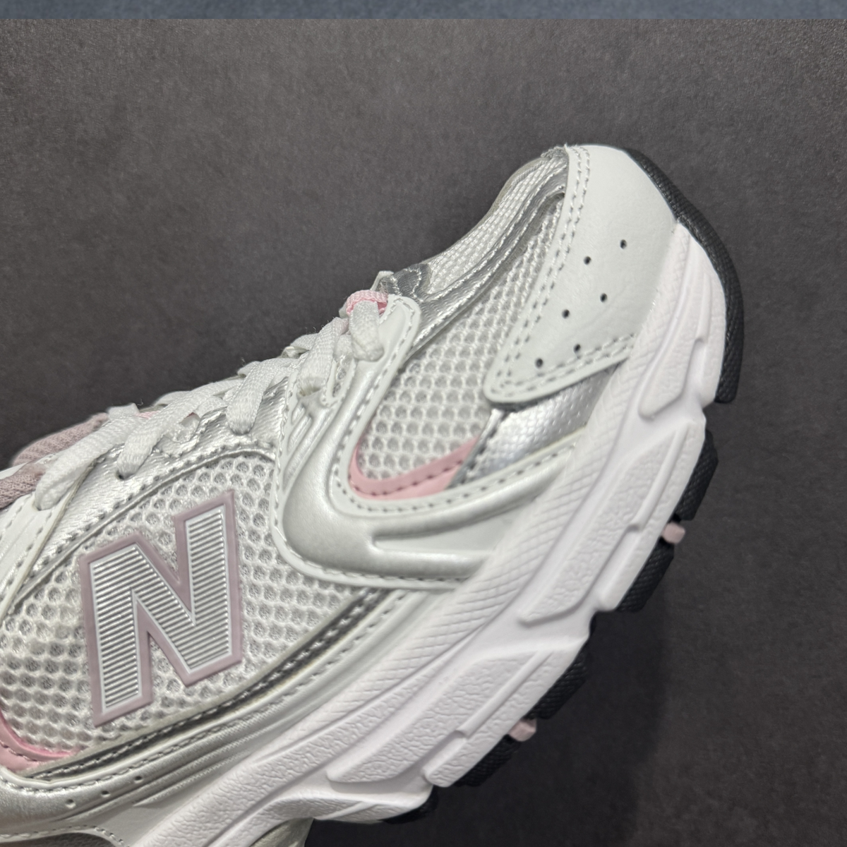 New Balance 530 - White Silver Ice Wine