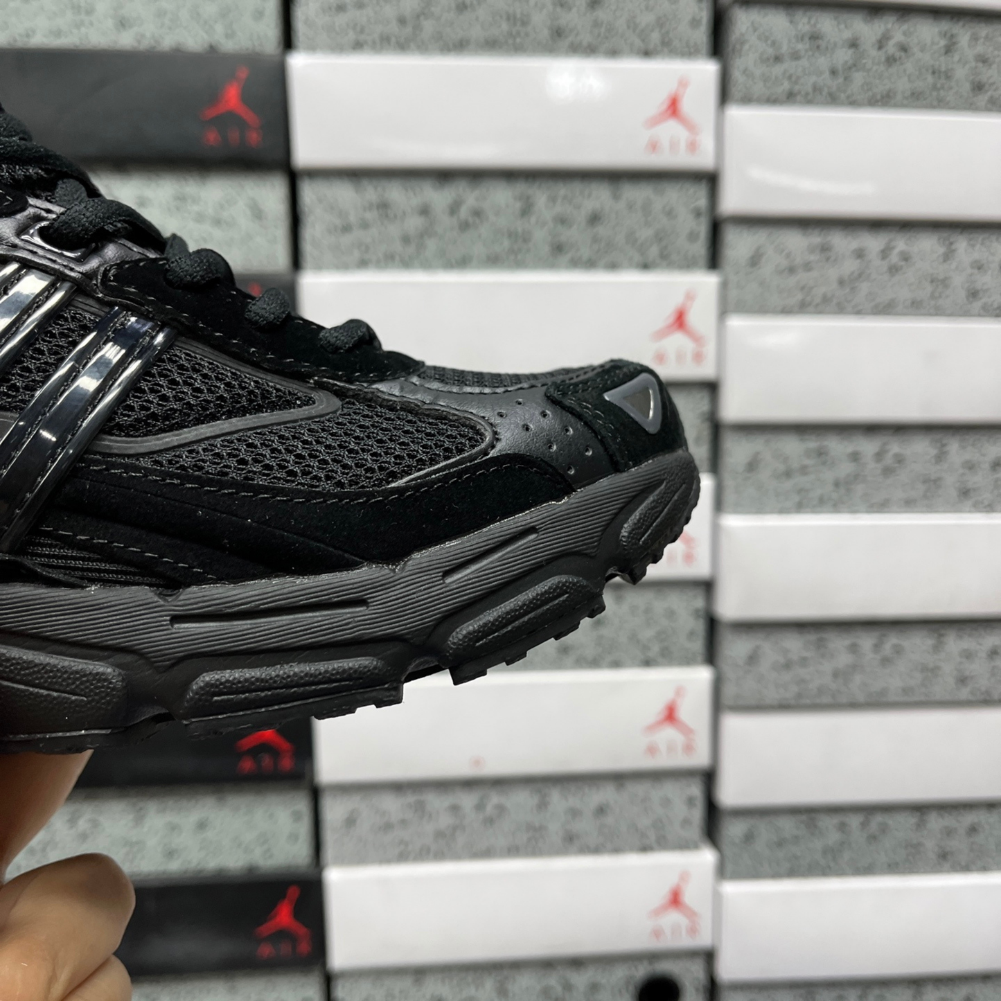 Adidas Response CL - Triple Black