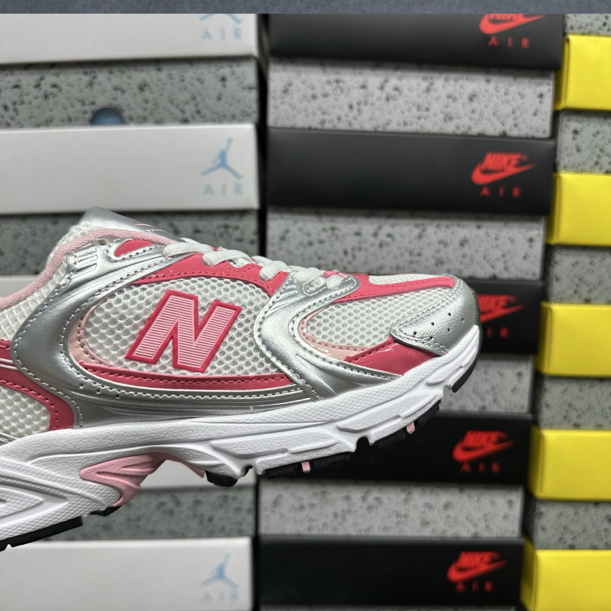 New Balance 530 - Silver Metallic Rosewood