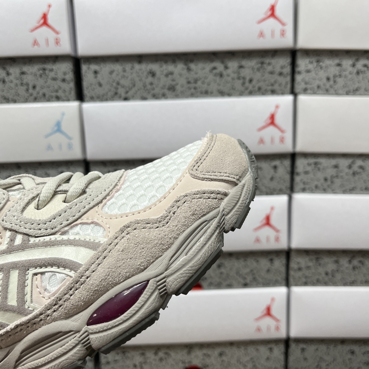 Asics Gel NYC - Cream Moonrock