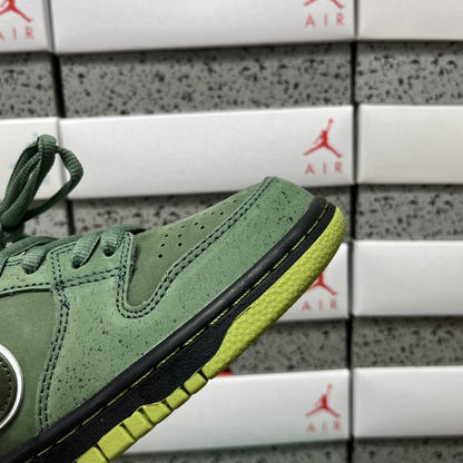 Concepts X Nike SB Dunk Low - Green Lobster