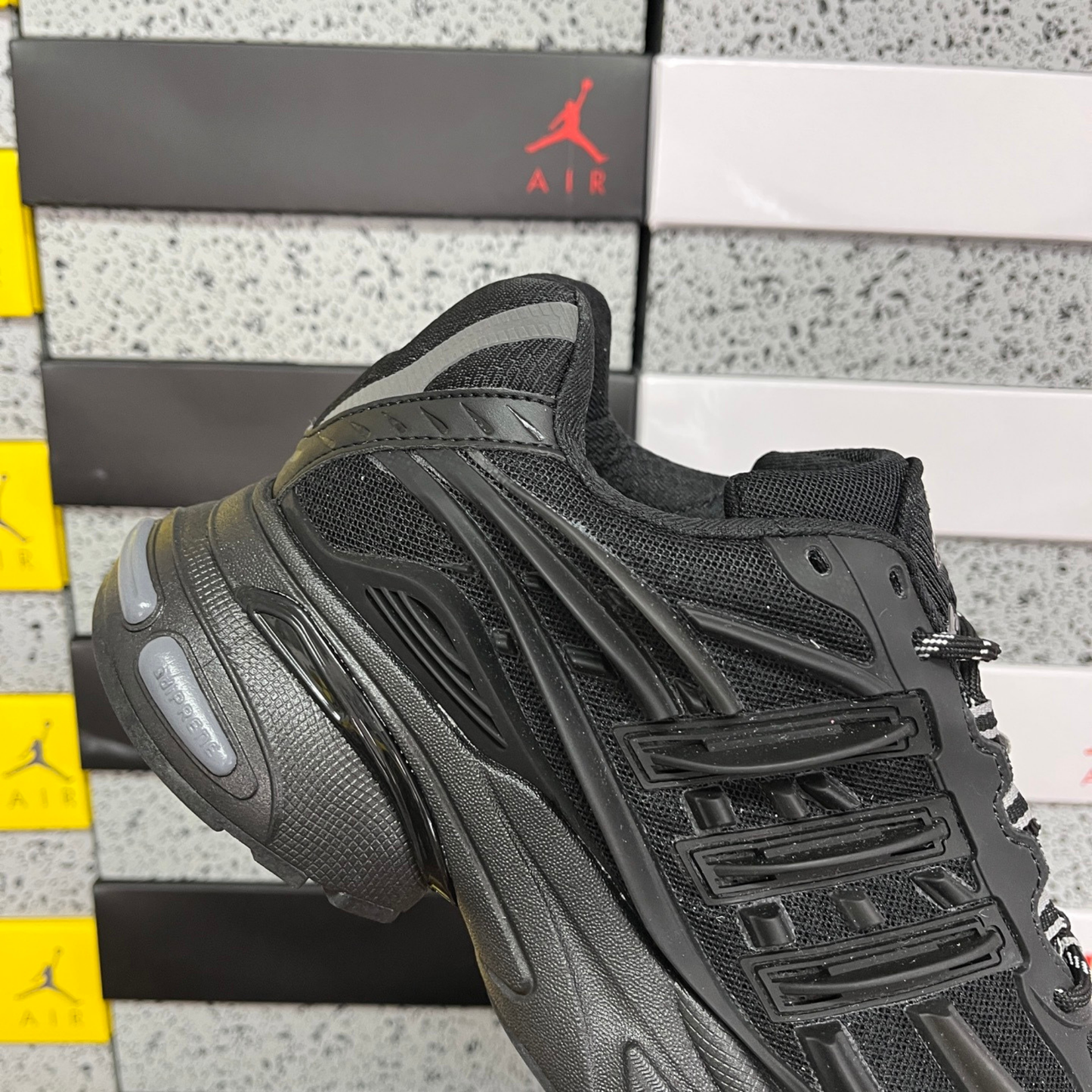 Pharrell Williams x Adidas Adistar Jellyfish  - Triple Black