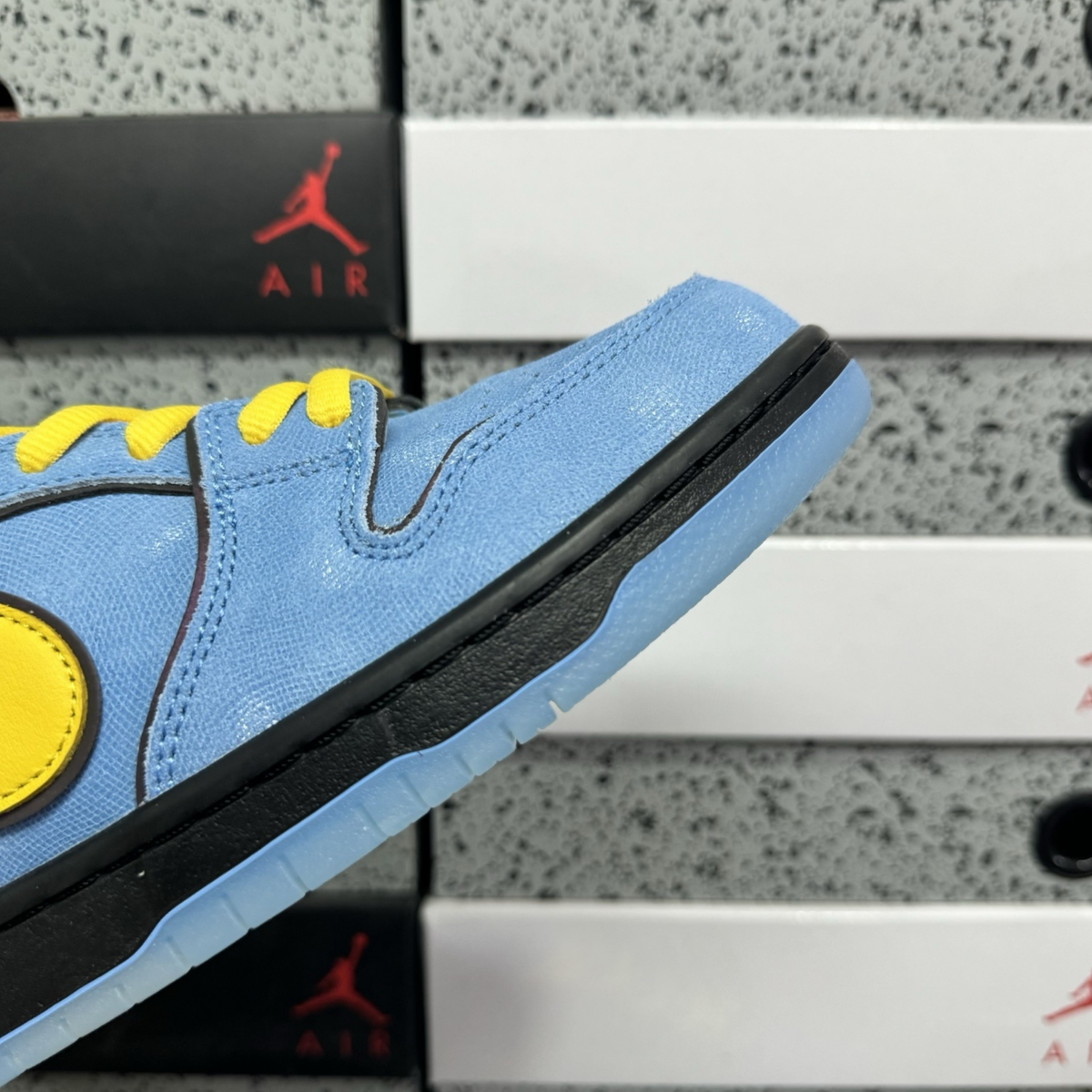 The Powerpuff Girls X Nike SB Dunk Low - Bubble
