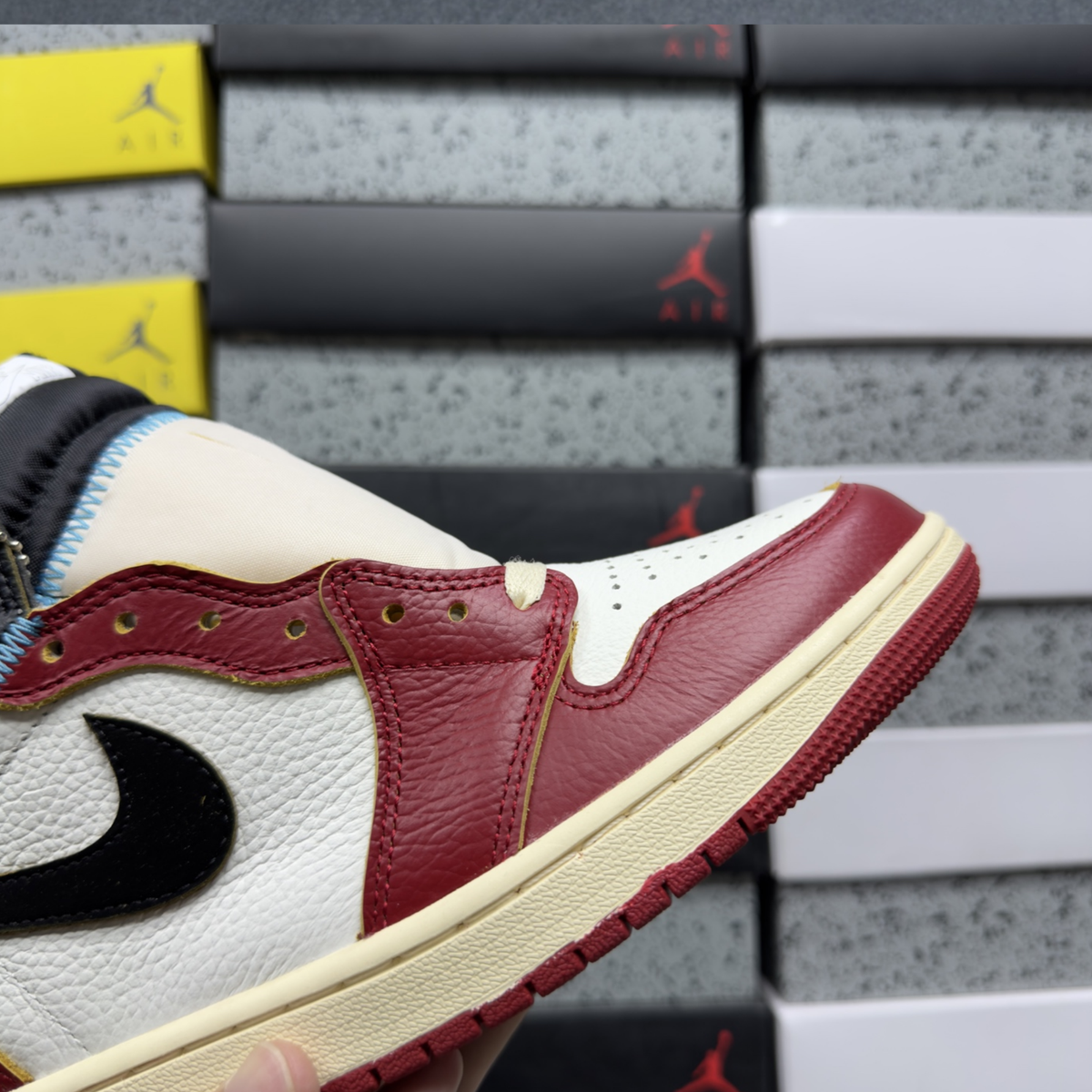 Union LA x Air Jordan 1 Retro High OG - Chicago / Varsity Red