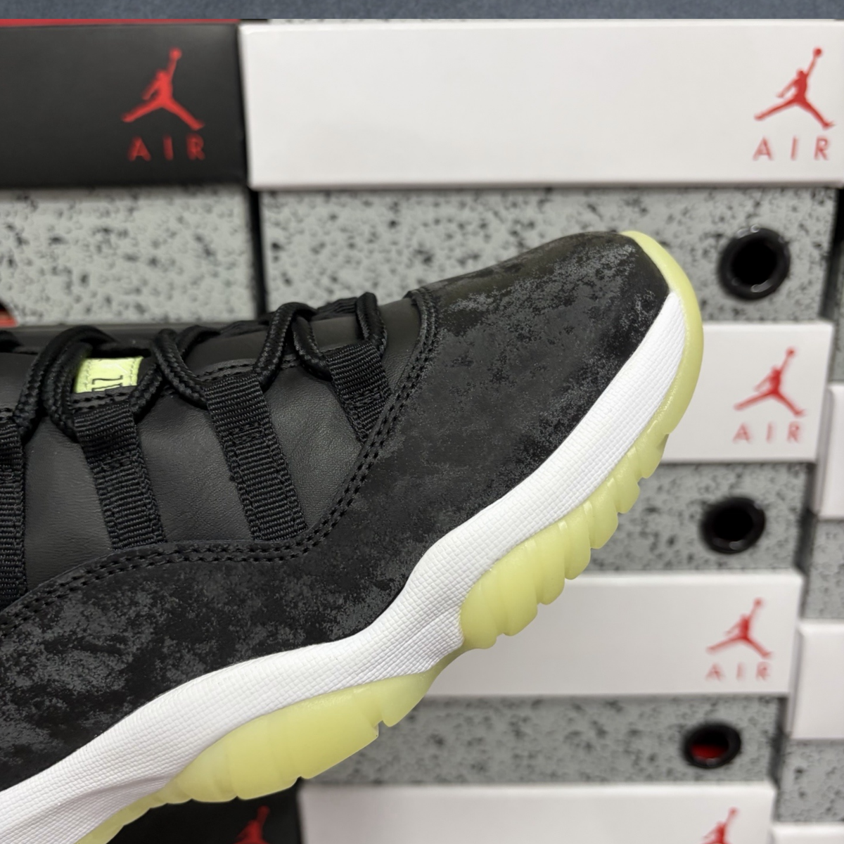 Air Jordan 11 Retro GS - Sneaker School Inner Beast